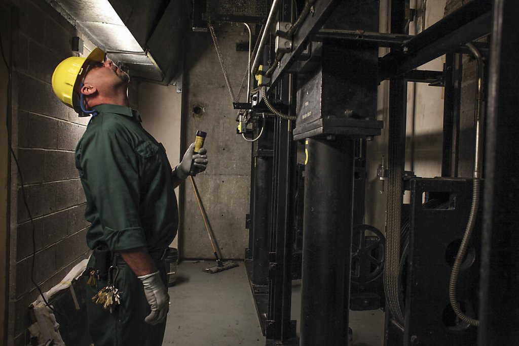 Elevator Mechanic